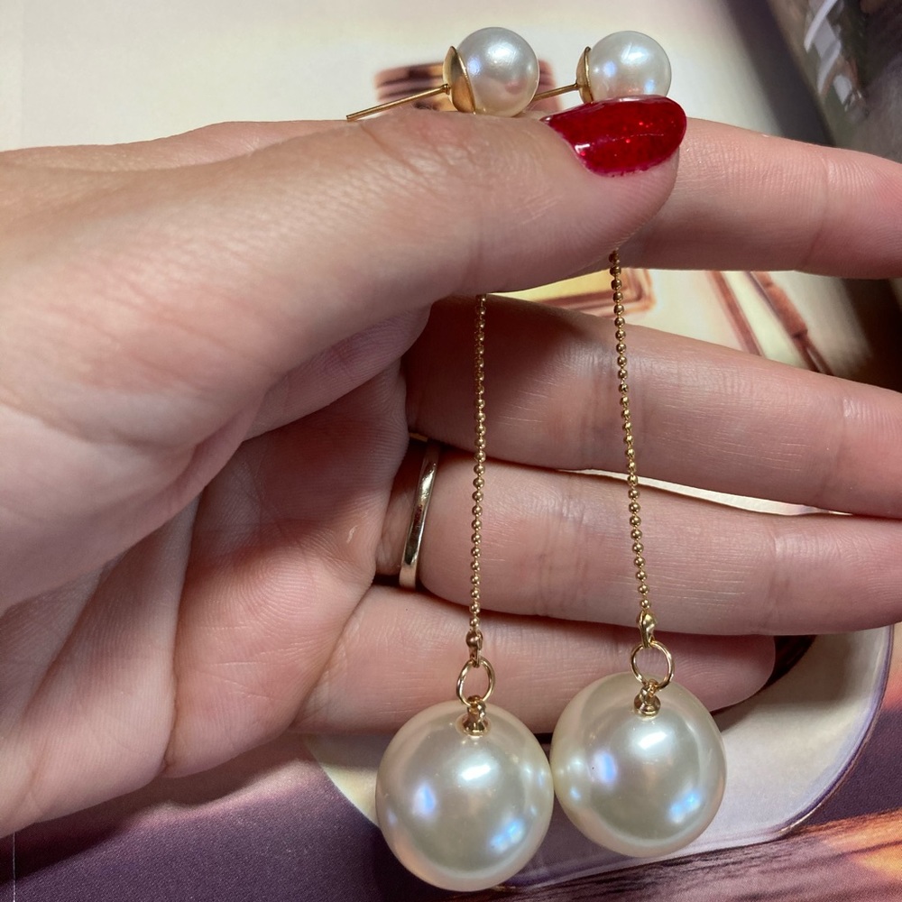 Big Pearl Faux Earrings - Picture 7 of 7